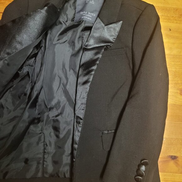 Zara Boys Black Blazer Jacket with shiny collar Size 5 - Picture 3 of 9